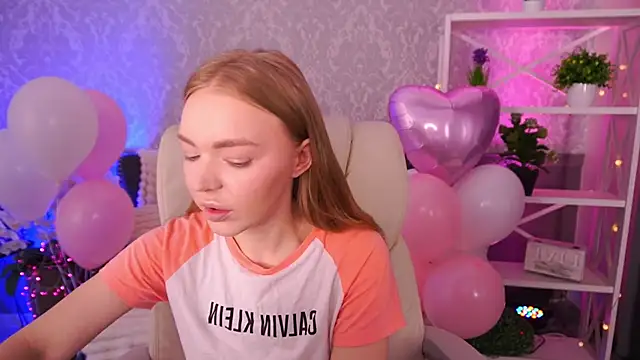 EmilySunshineS online show from February 2026 07:26:01 AM