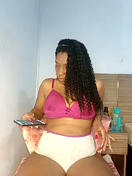 Snapshot of Luhma_hot chatting on September 2025 11:33:02 AM Luhma hot online show from September 2025 11:33:02 AM