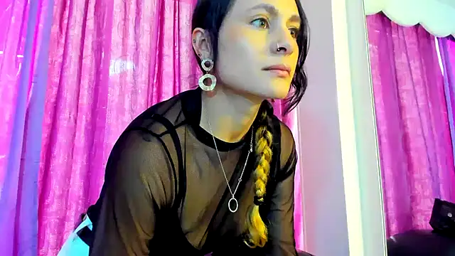 Coral Gibson online show from February 2025 12:33:02 PM