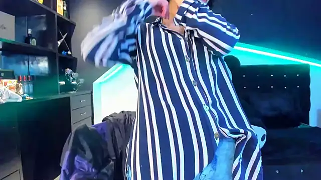 Coral Gibson online show from February 2025 12:39:02 PM