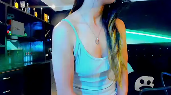 Coral Gibson online show from March 2025 06:39:02 PM