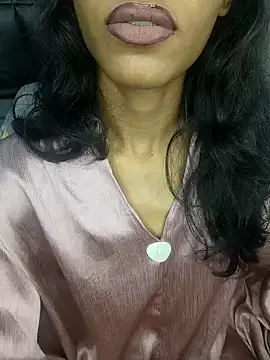 Snapshot of glam_goddess chatting on December 2024 08:44:01 PM glam goddess online show from December 2024 08:44:01 PM