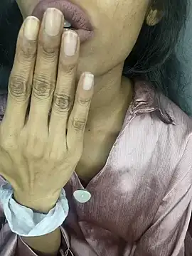 Snapshot of glam_goddess chatting on December 2024 04:36:02 AM glam goddess online show from December 2024 04:36:02 AM