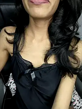 Snapshot of glam_goddess chatting on December 2024 10:12:01 PM glam goddess online show from December 2024 10:12:01 PM