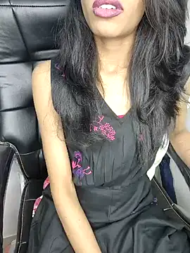 Snapshot of glam_goddess chatting on January 2025 07:18:02 PM glam goddess online show from January 2025 07:18:02 PM