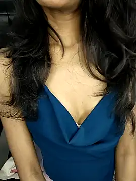 Snapshot of glam_goddess chatting on January 2025 08:48:02 PM glam goddess online show from January 2025 08:48:02 PM