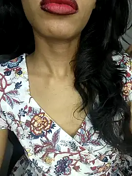 Snapshot of glam_goddess chatting on January 2025 02:25:01 AM glam goddess online show from January 2025 02:25:01 AM