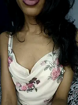 Snapshot of glam_goddess chatting on January 2025 01:21:02 AM glam goddess online show from January 2025 01:21:02 AM