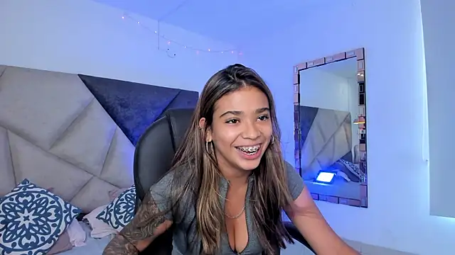 GiaFu online show from February 2026 06:16:01 PM