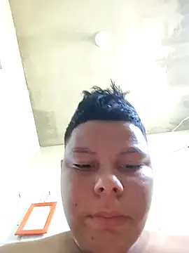 putoso031 online show from March 2025 01:03:01 PM