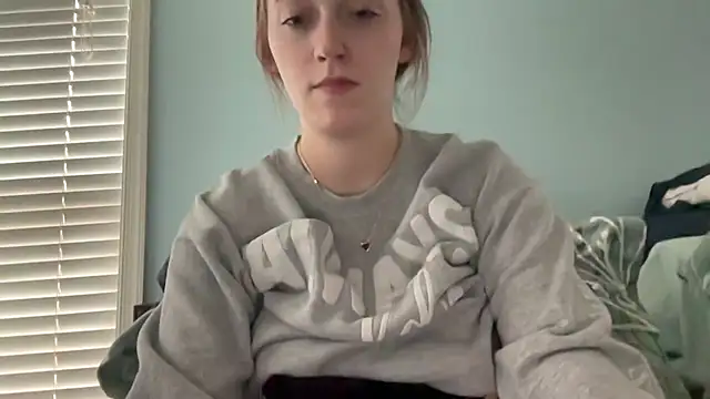 Maxinebabyyy online show from February 2026 08:27:01 PM