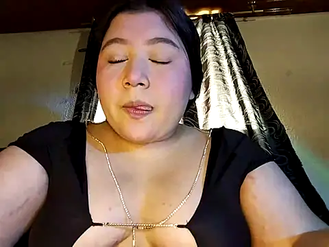 Snapshot of sharyl_24 chatting on October 2025 03:43:01 PM sharyl 24 online show from October 2025 03:43:01 PM