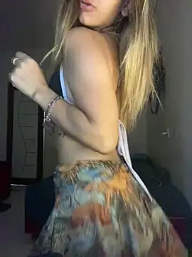 Carolinen online show from September 2025 07:39:02 PM