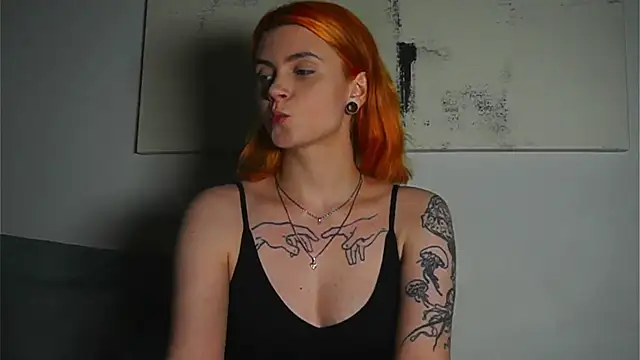 HarpyWitch online show from October 2025 07:00:01 PM