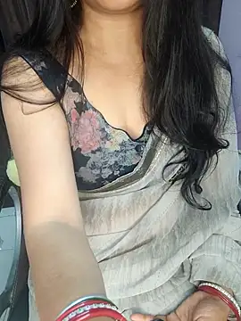 santurmom online show from January 2026 05:28:02 PM