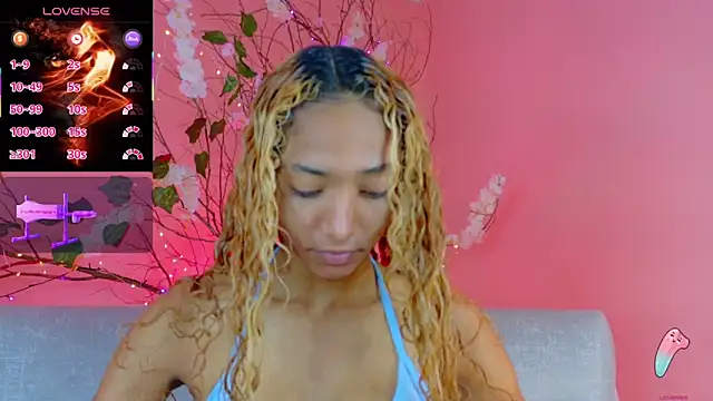 Charlotte Love10 online show from November 2025 01:21:02 PM