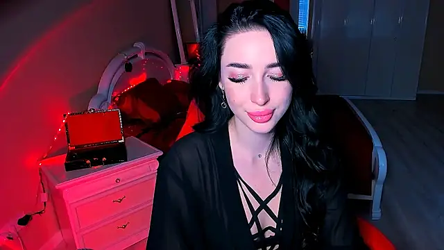 Snapshot of lovely_desire chatting on December 2024 10:18:01 AM lovely desire online show from December 2024 10:18:01 AM