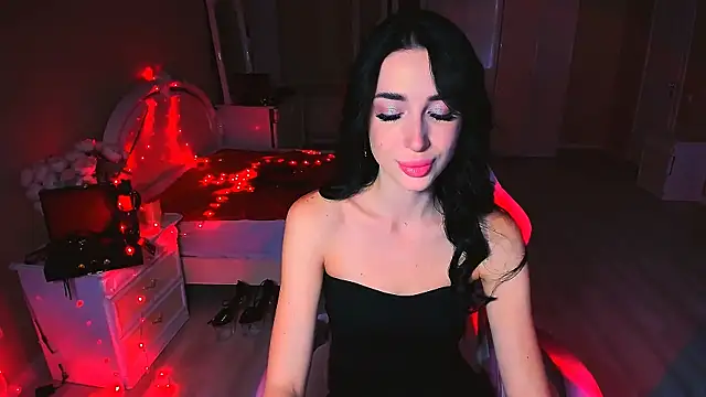 Snapshot of lovely_desire chatting on October 2025 07:50:02 AM lovely desire online show from October 2025 07:50:02 AM