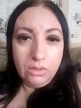 Snapshot of Veronica-Celie chatting on December 2025 12:13:02 PM Veronica-Celie online show from December 2025 12:13:02 PM