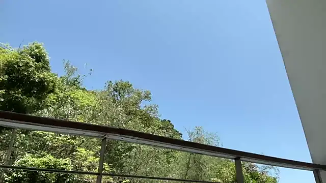 Snapshot of Leylah_Linda chatting on April 2026 06:18:01 AM Leylah Linda online show from April 2026 06:18:01 AM