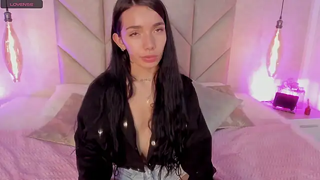 Mollymoon1 online show from January 2025 08:28:02 PM