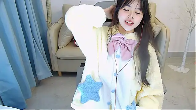 mango-a online show from December 2024 12:27:01 PM