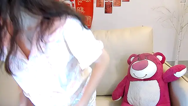 mango-a online show from February 2025 12:00:01 PM