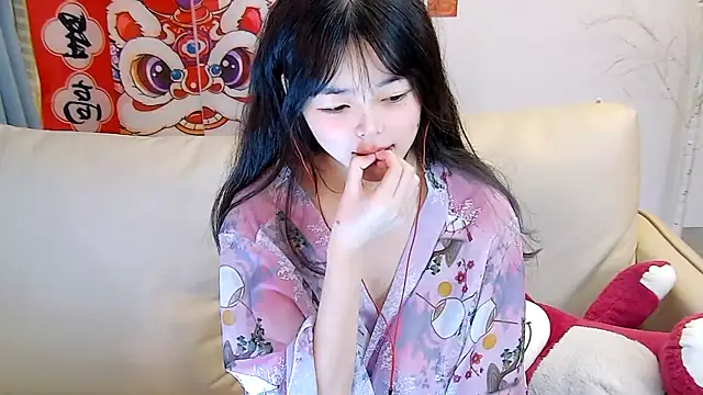 mango-a online show from February 2025 12:39:01 PM