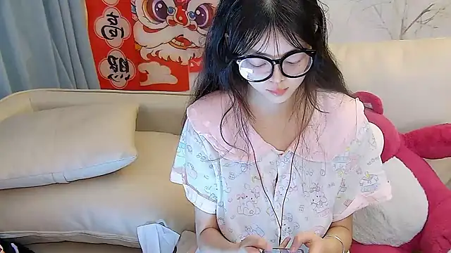 mango-a online show from March 2025 12:50:02 PM