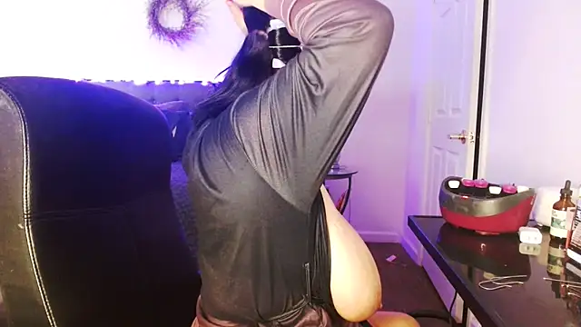 Snapshot of AlyssiaAmoreXO chatting on March 2026 04:07:02 PM AlyssiaAmoreXO online show from March 2026 04:07:02 PM