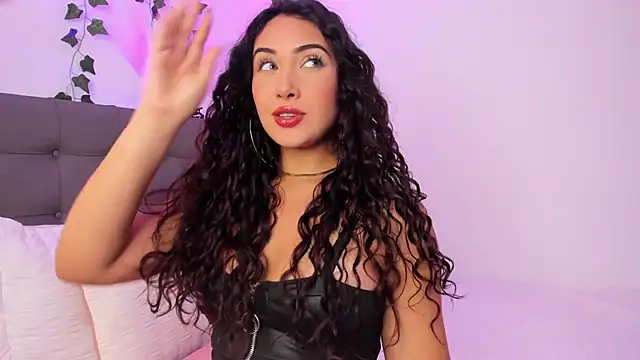 Snapshot of charlotte_james0 chatting on March 2025 02:08:02 AM charlotte james0 online show from March 2025 02:08:02 AM