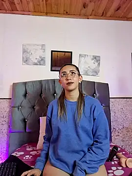 Snapshot of Scarlett_Khan chatting on December 2024 02:27:02 AM Scarlett Khan online show from December 2024 02:27:02 AM