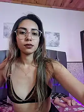 Snapshot of Scarlett_Khan chatting on December 2024 01:19:02 PM Scarlett Khan online show from December 2024 01:19:02 PM