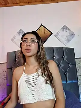 Snapshot of Scarlett_Khan chatting on January 2025 04:15:01 AM Scarlett Khan online show from January 2025 04:15:01 AM