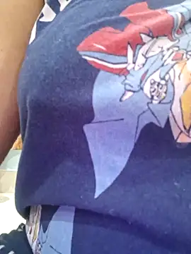 Melody Shyla online show from October 2025 05:11:01 PM