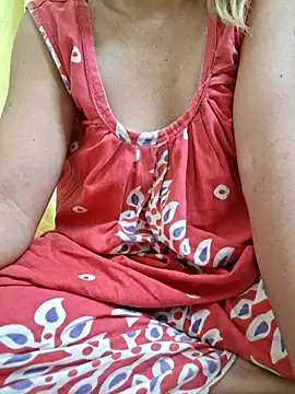 Melody Shyla online show from October 2025 11:17:02 PM