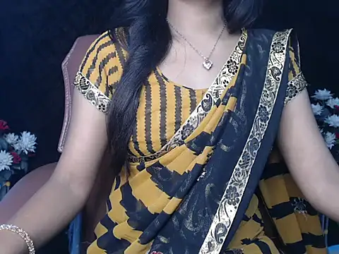 Wish Queen online show from November 2025 08:00:01 PM