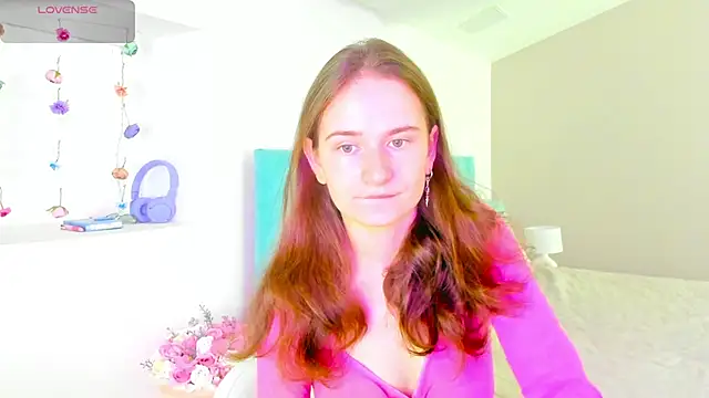 Snapshot of L1ittle_kitty_ chatting on September 2025 05:33:01 AM L1ittle kitty online show from September 2025 05:33:01 AM