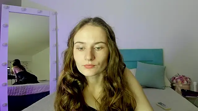 Snapshot of L1ittle_kitty_ chatting on October 2025 05:29:01 AM L1ittle kitty online show from October 2025 05:29:01 AM