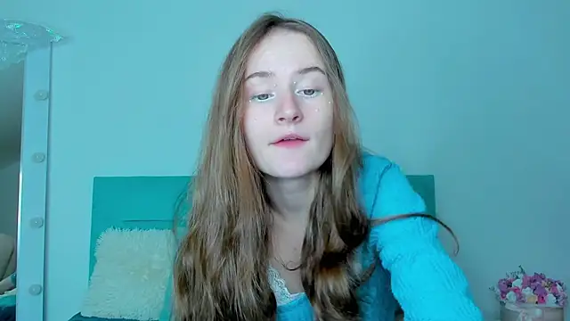 Snapshot of L1ittle_kitty_ chatting on November 2025 06:34:01 AM L1ittle kitty online show from November 2025 06:34:01 AM