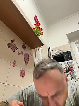 Lecatore80 online show from April 2026 04:23:01 PM