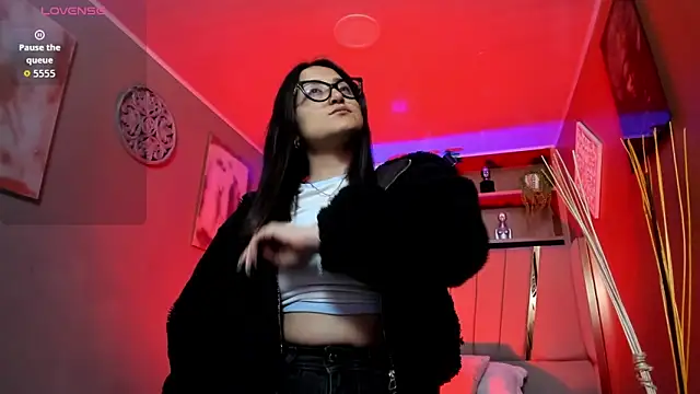 Lucy Williiams online show from November 2025 11:31:02 AM