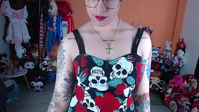 MissMiia2 online show from June 2026 01:03:01 PM