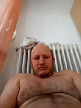 Snapshot of gato- chatting on April 2026 03:35:02 PM gato- online show from April 2026 03:35:02 PM