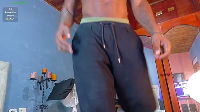 Iker bigdick online show from December 2025 07:31:01 PM