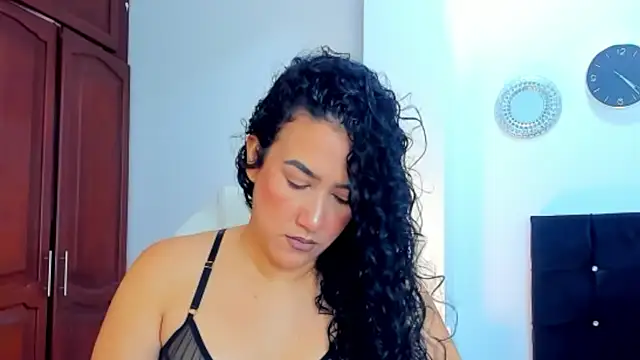 kathyajhonss online show from January 2025 09:25:02 PM