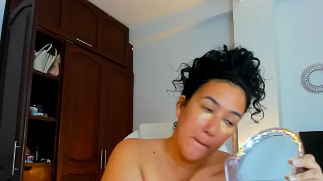 Snapshot of kathyajhonss chatting on July 2026 09:30:02 PM kathyajhonss online show from July 2026 09:30:02 PM