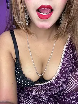 Snapshot of Diamond_queeen chatting on March 2026 02:54:01 PM Diamond queeen online show from March 2026 02:54:01 PM