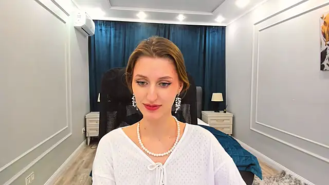 Snapshot of NaturalBeaty chatting on March 2025 06:50:01 PM NaturalBeaty online show from March 2025 06:50:01 PM