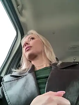 Diamond Bunny  online show from April 2026 12:46:02 PM